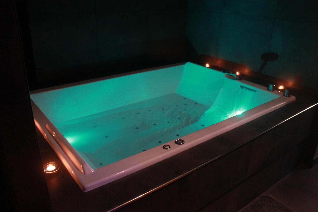 The Down Town Nenad'S Spa Dijon Ngoại thất bức ảnh
